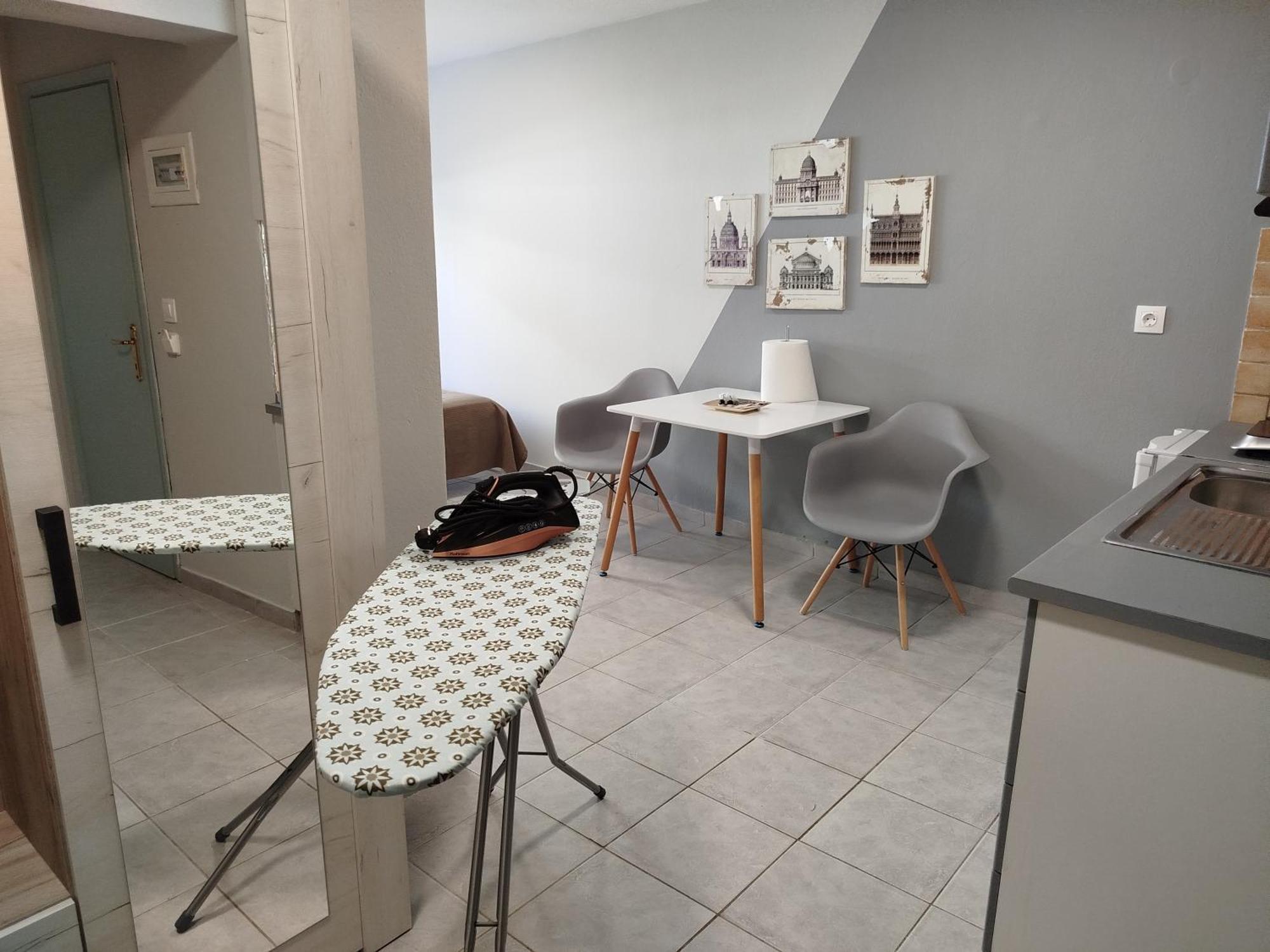 Grey Apartament *